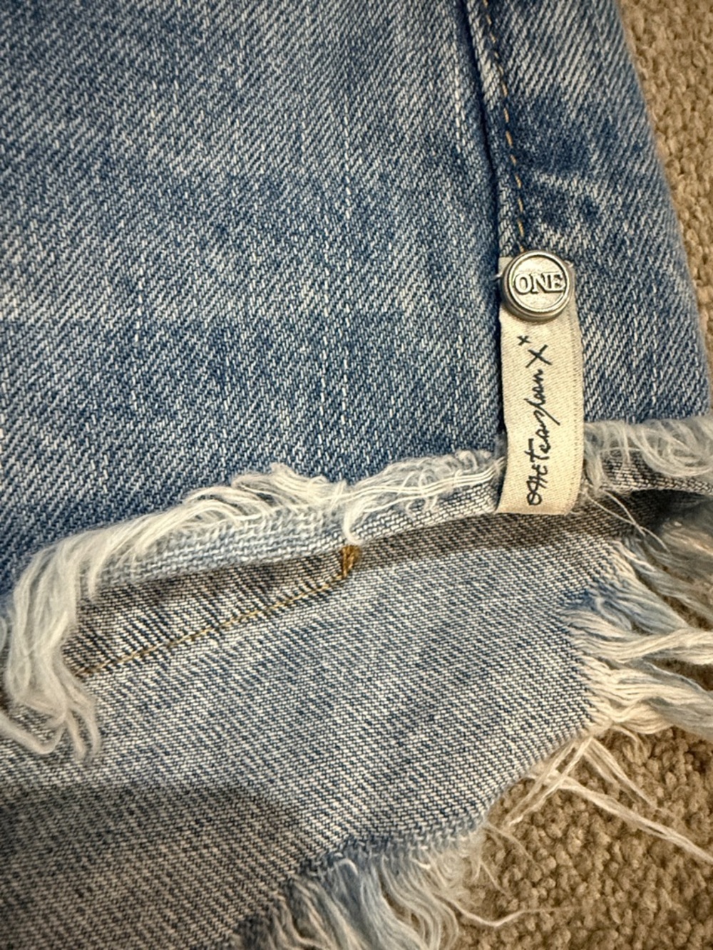 One Teaspoon Dukes Low Waist faded blue Frayed Hem Denim Shorts Size 30 Waist - Picture 7 of 11